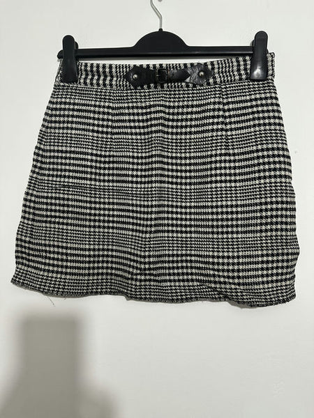 Zara Ladies Black Mini Skirt Size M 100% Cotton Short Medium
